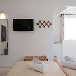 Konukevi Angela's Mykonos Town