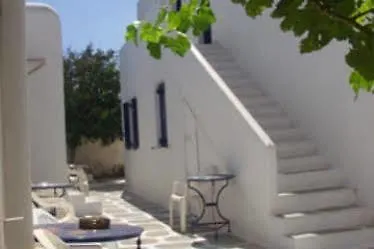 Angela's 3* Mykonos Town